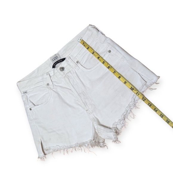 Citizens Of Humanity Annabelle White Denim Shorts Zip High Waist Distressed 25 - Picture 10 of 12